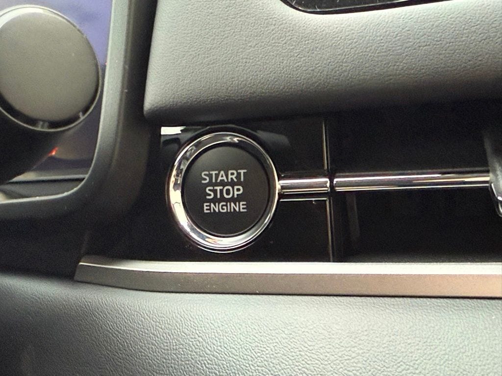 2026 Mitsubishi Outlander SEL - Photo 12