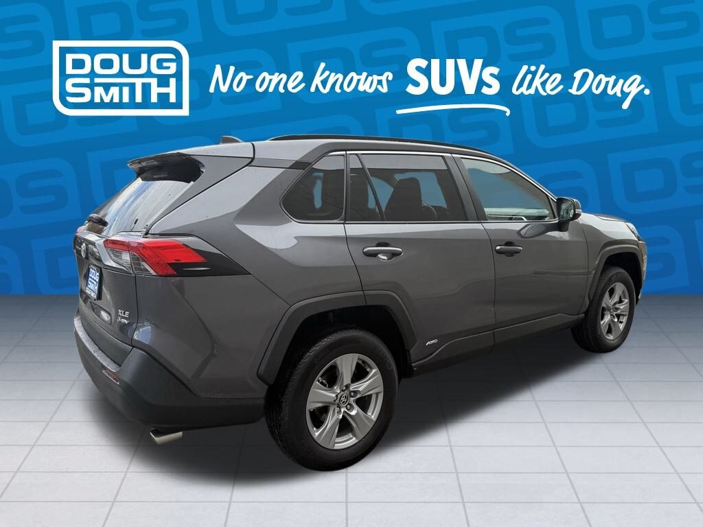 Used 2025 Toyota RAV4 Hybrid XLE SUV