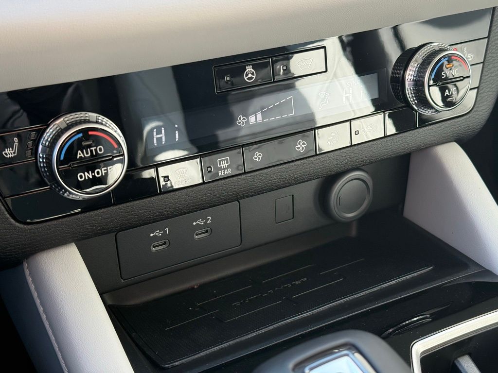 2026 Mitsubishi Outlander SE - Photo 16