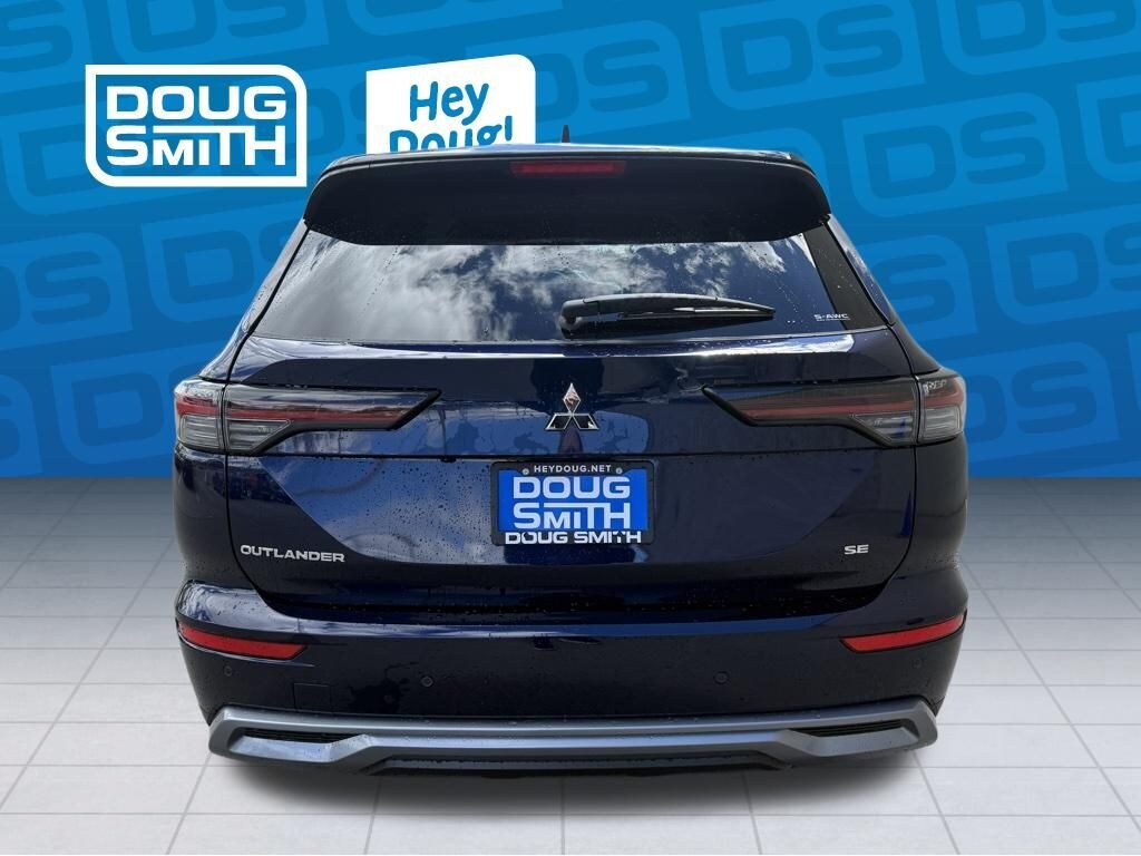 New 2026 Mitsubishi Outlander SE SUV