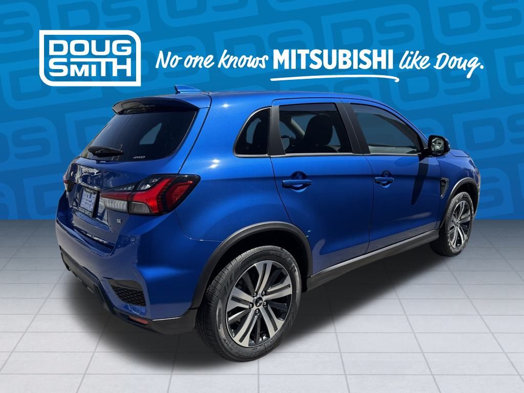 2025 Mitsubishi Outlander Sport SE photo 3