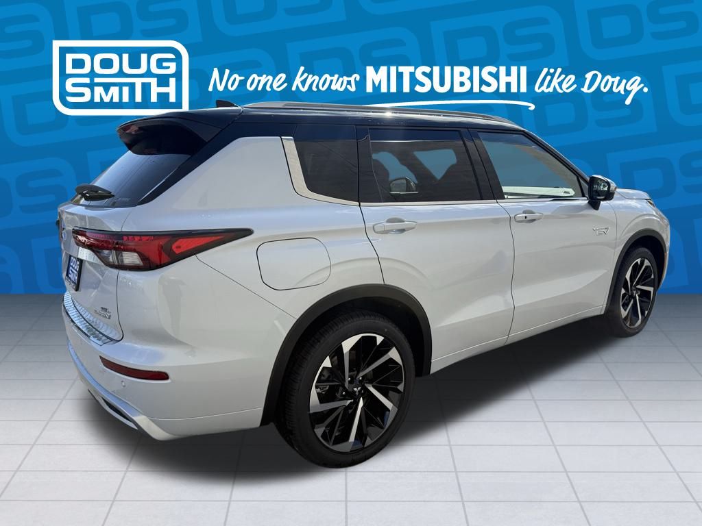 2025 Mitsubishi Outlander PHEV SEL photo 4