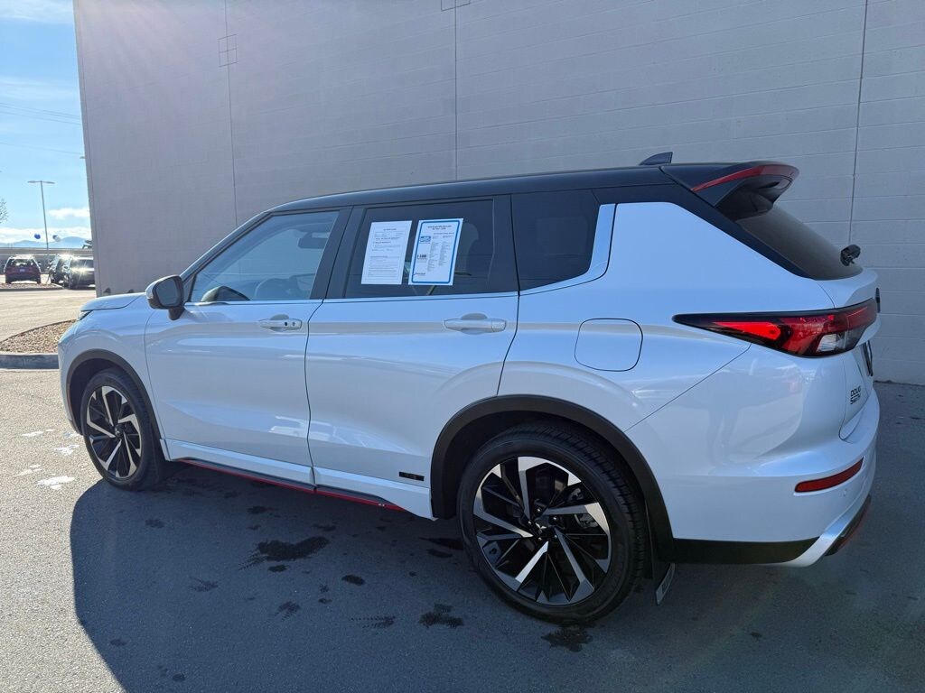 Certified 2023 Mitsubishi Outlander Plug-In Hybrid SE SUV