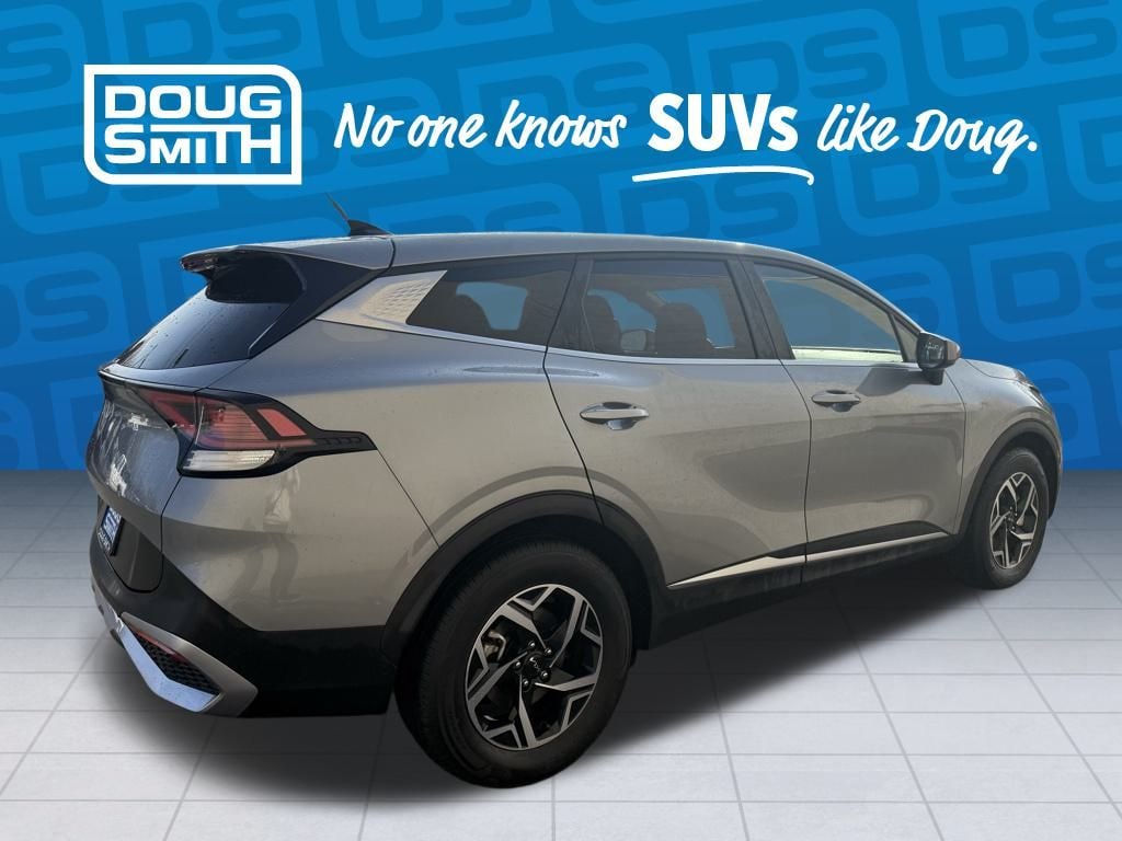 Used 2024 Kia Sportage LX SUV