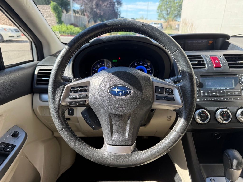 2014 Subaru XV Crosstrek Hybrid - Photo 8