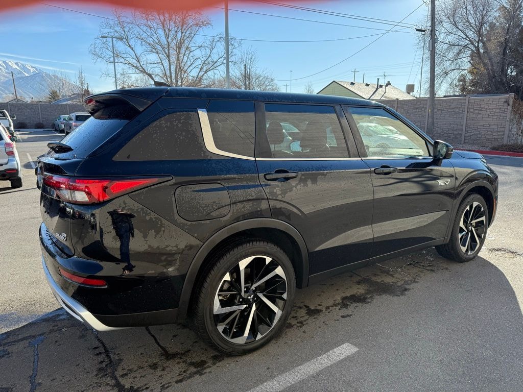 Certified 2023 Mitsubishi Outlander Plug-In Hybrid SE SUV