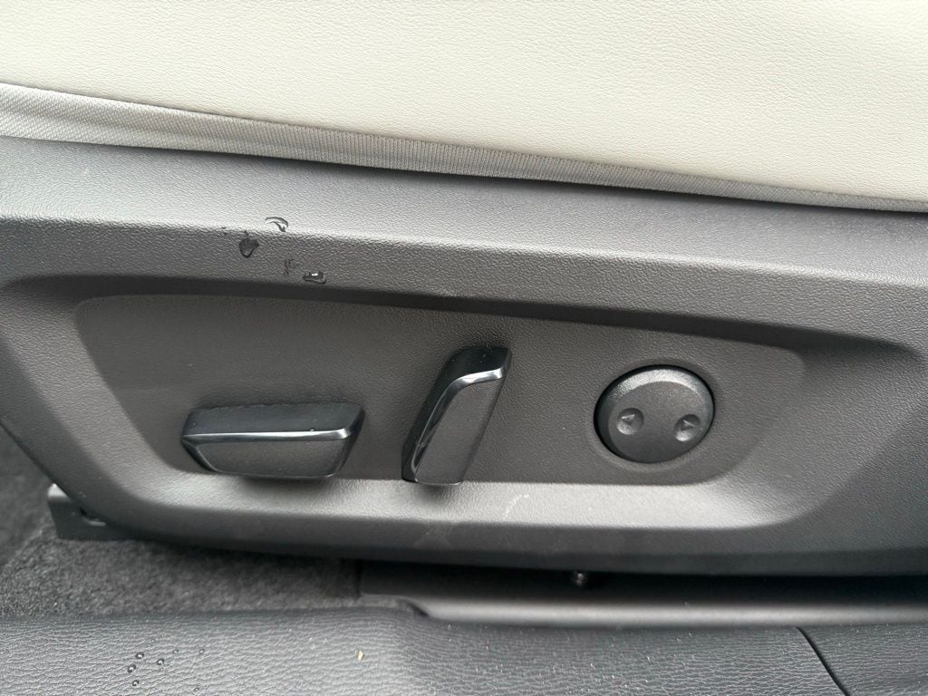 2026 Mitsubishi Outlander SE - Photo 23