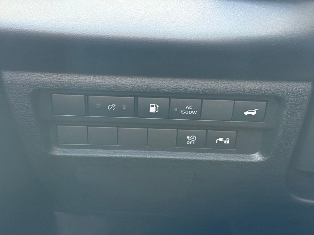 2025 Mitsubishi Outlander Plug-in Hybrid SEL Black Edition - Photo 9