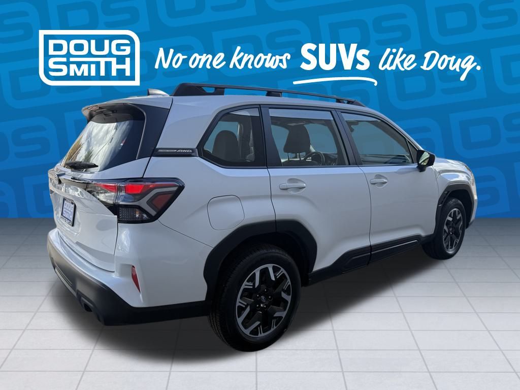 2025 Subaru Forester Base photo 2
