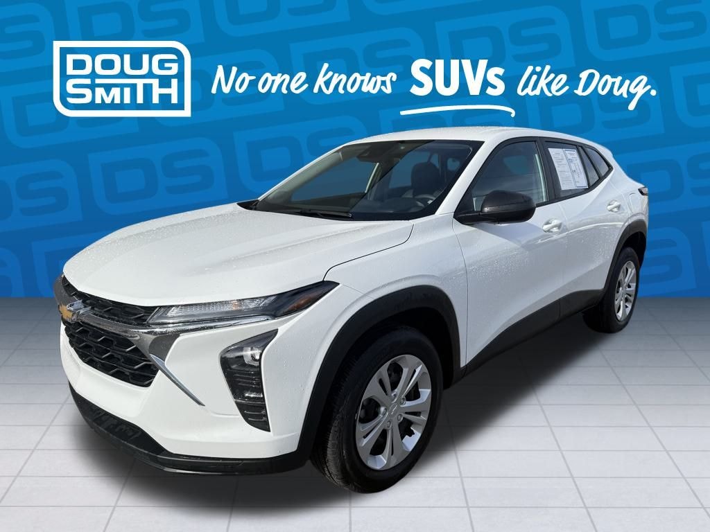 Used 2025 Chevrolet Trax LS SUV