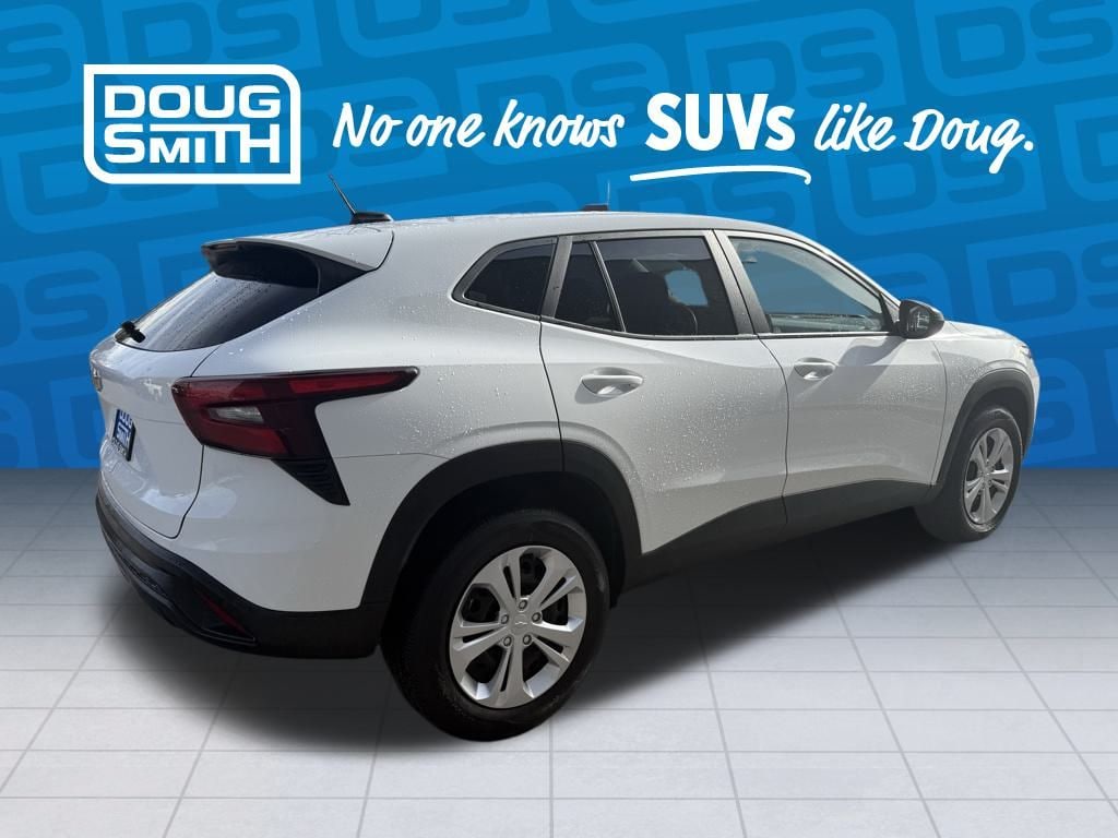 Used 2025 Chevrolet Trax LS SUV