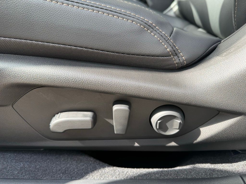 2026 Subaru Outback Limited - Photo 25