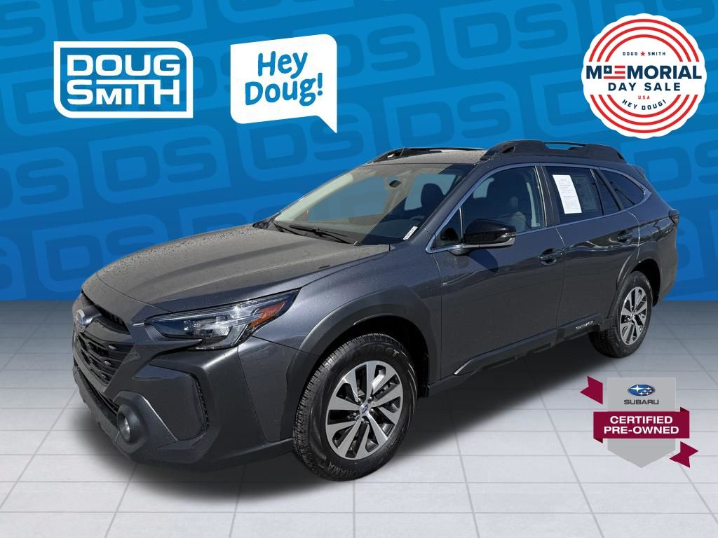 2025 Subaru Outback Premium's photo