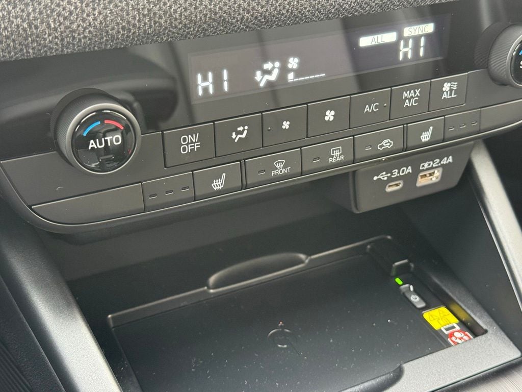 2026 Subaru Outback Limited - Photo 17