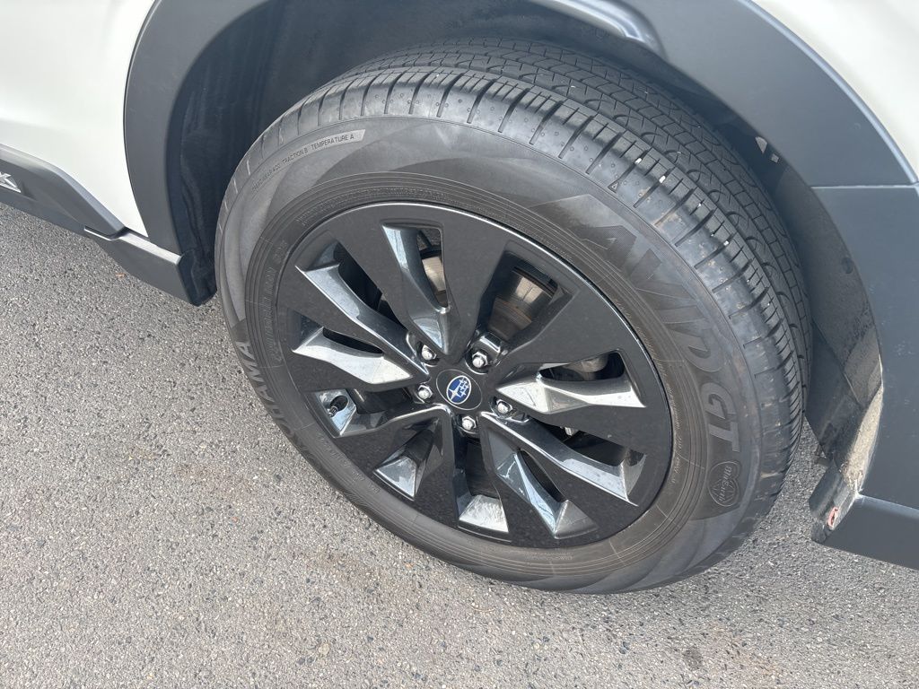 2022 Subaru Outback Onyx Edition XT photo 2
