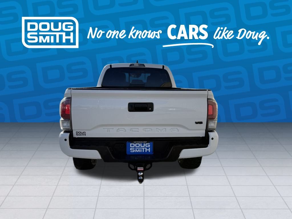 2021 Toyota Tacoma TRD V6 photo 3