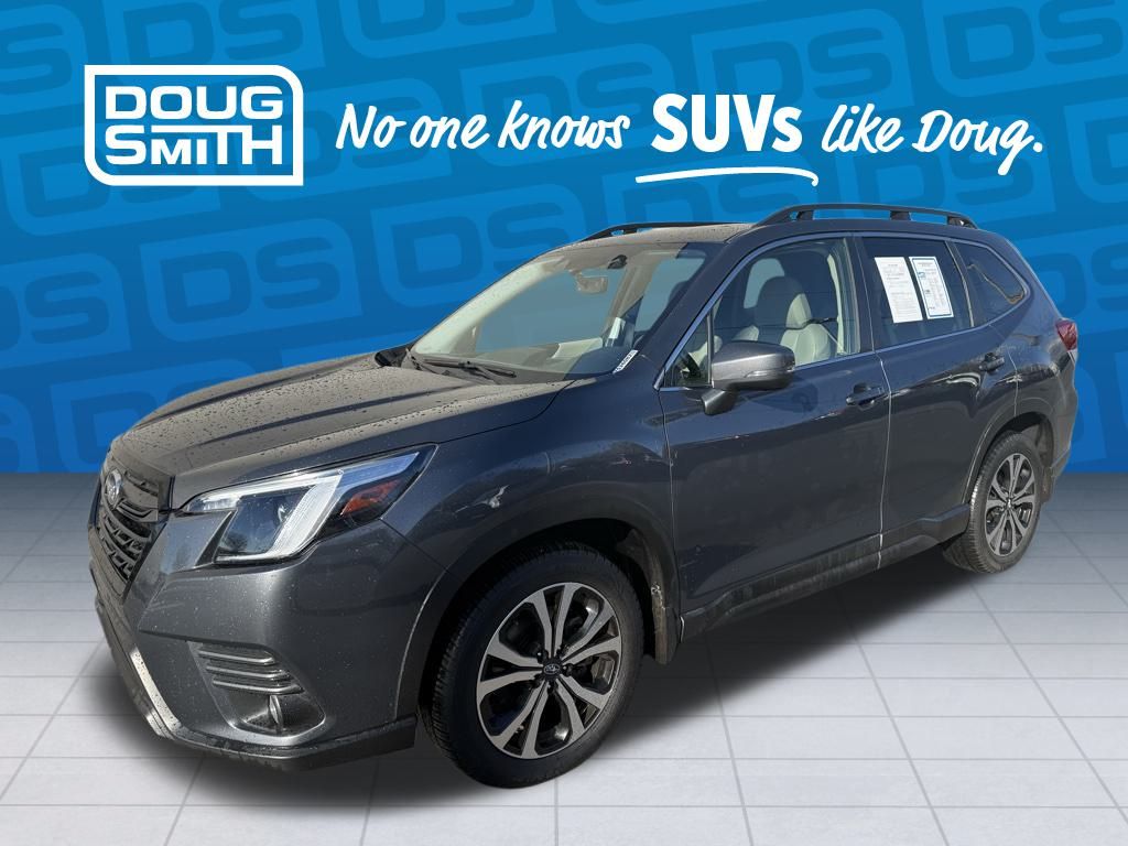 2022 Subaru Forester Limited's photo