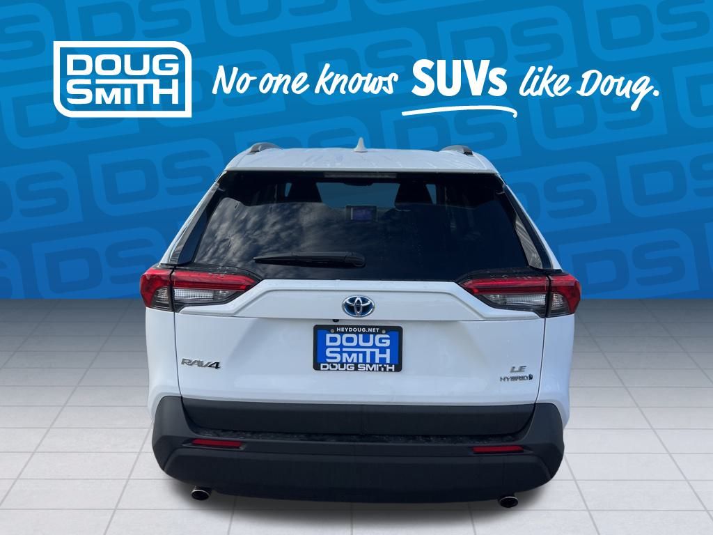 2024 Toyota RAV4 Hybrid LE photo 4
