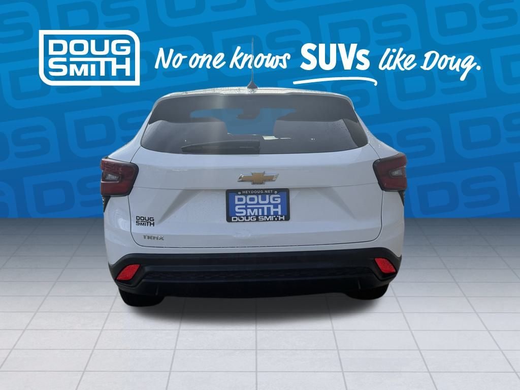 Used 2025 Chevrolet Trax LS SUV