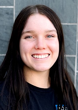 Staff member Isabella Edwards from ID_f868de