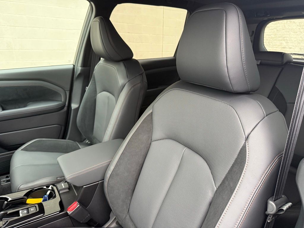2026 Subaru Forester Touring - Photo 22