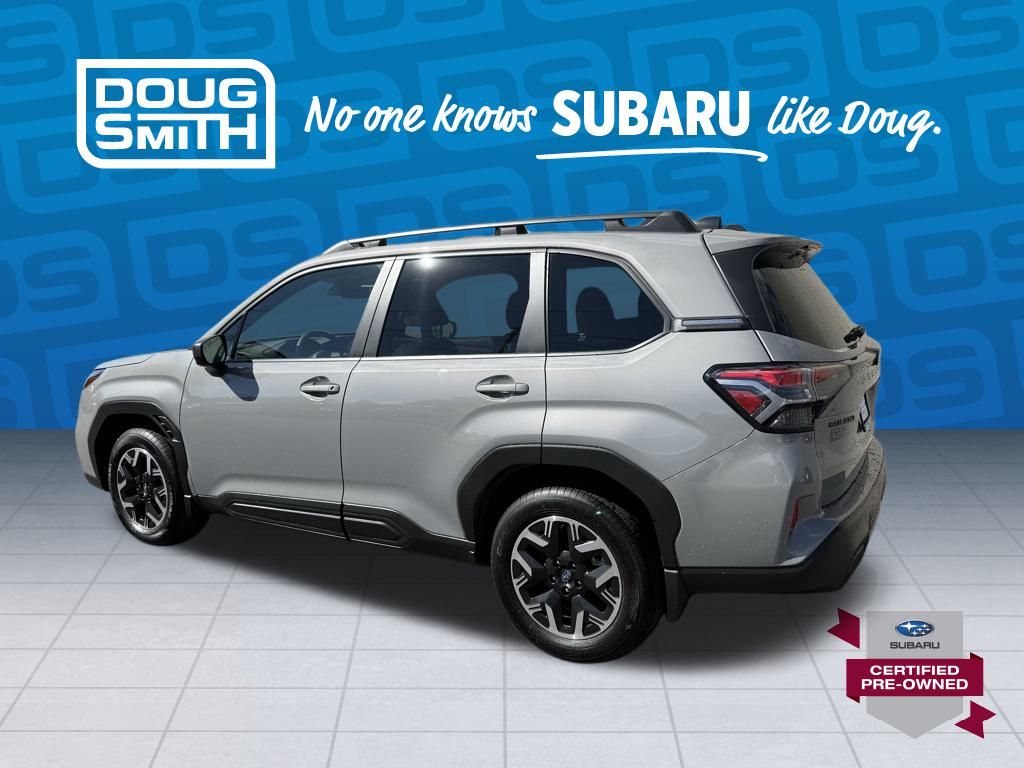2025 Subaru Forester Premium photo 2