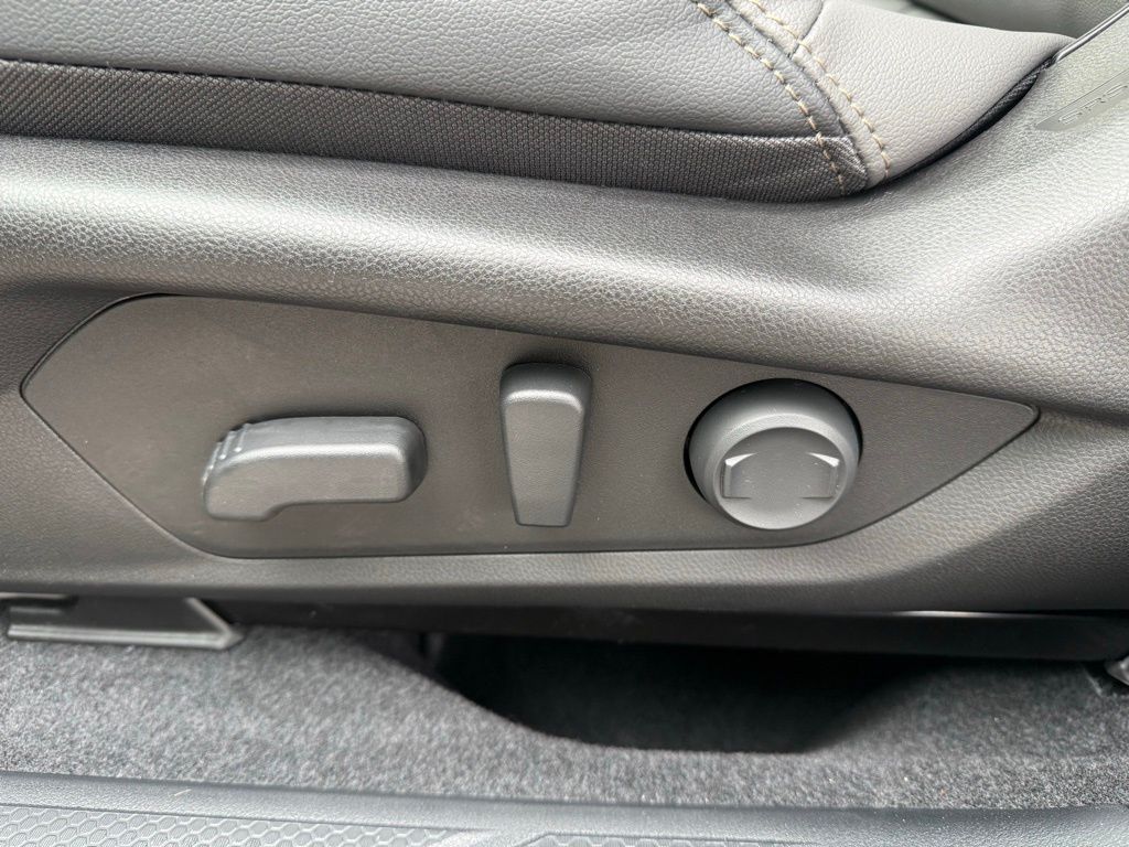2026 Subaru Outback Limited - Photo 23