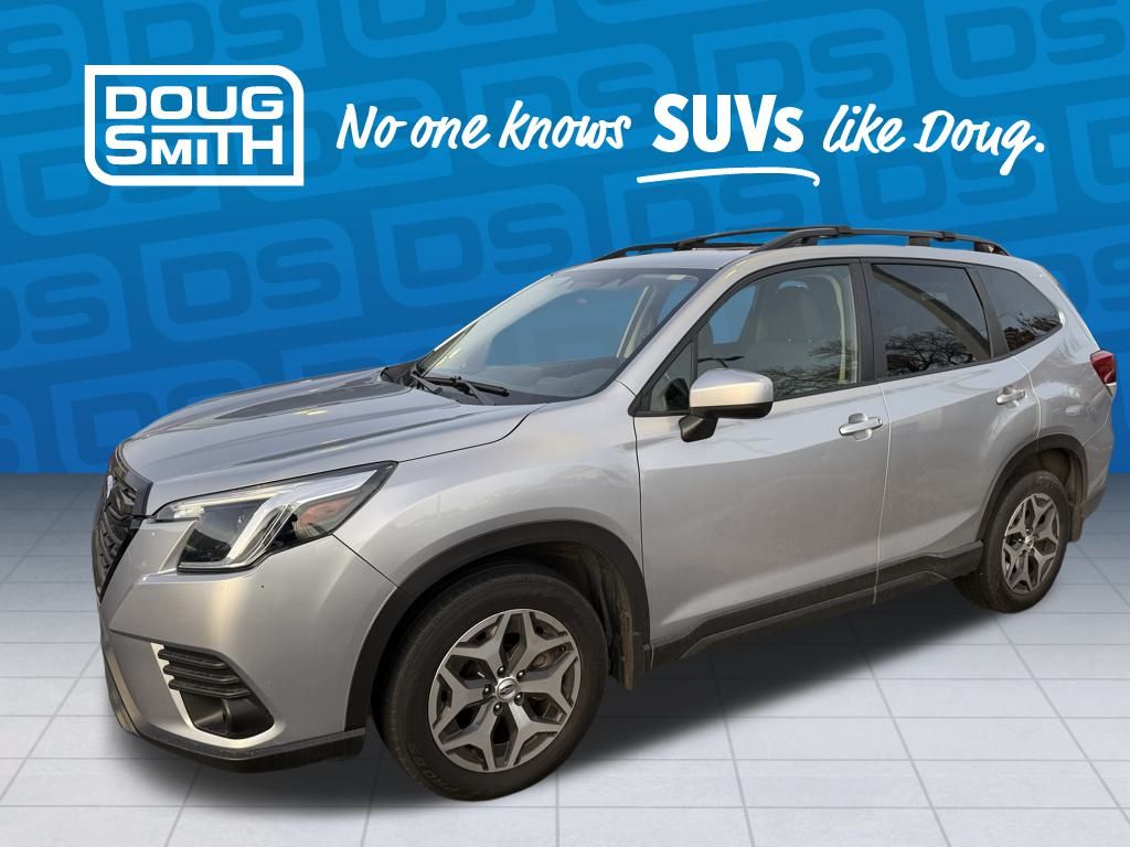 2023 Subaru Forester Premium's photo