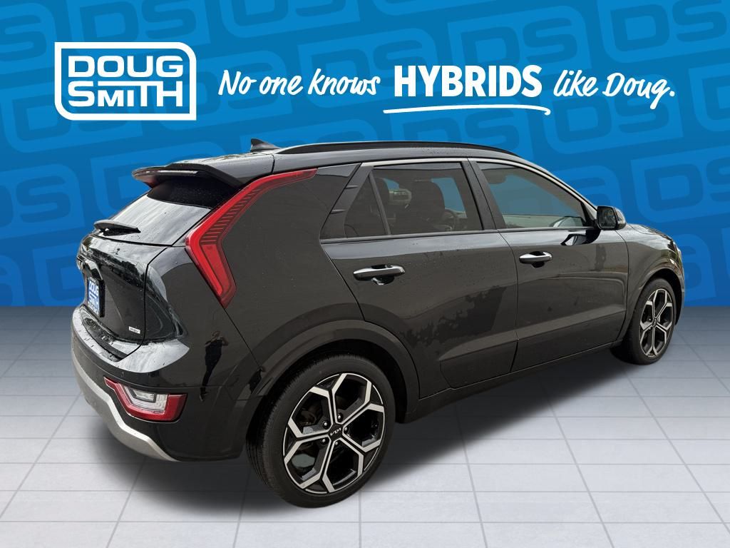 2023 Kia Niro Plug-In Hybrid SX Touring photo 4
