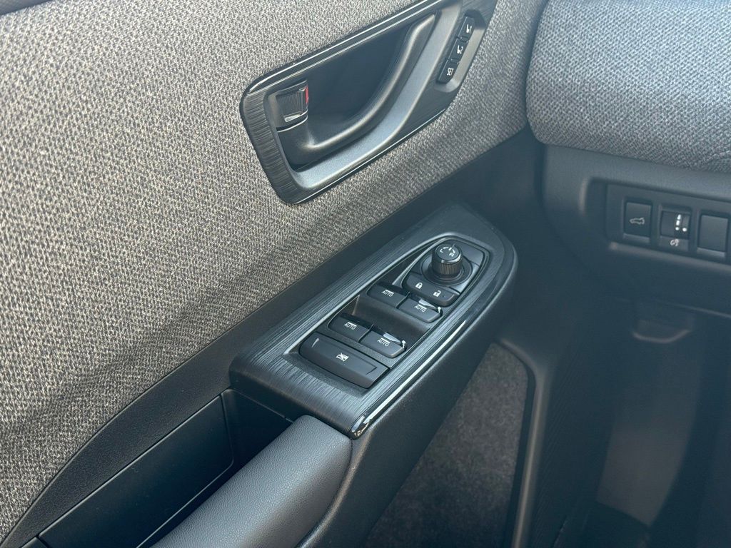 2026 Subaru Outback Limited - Photo 8