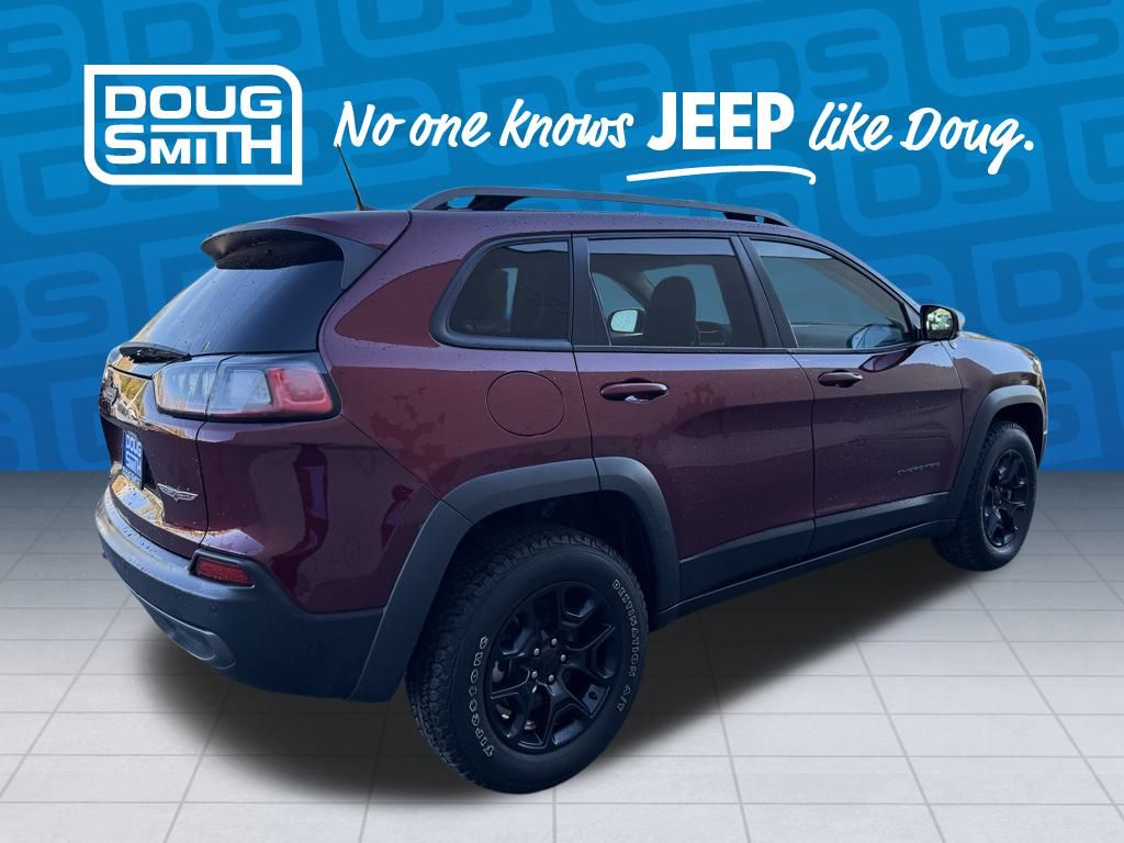 2021 Jeep Cherokee Trailhawk photo 2
