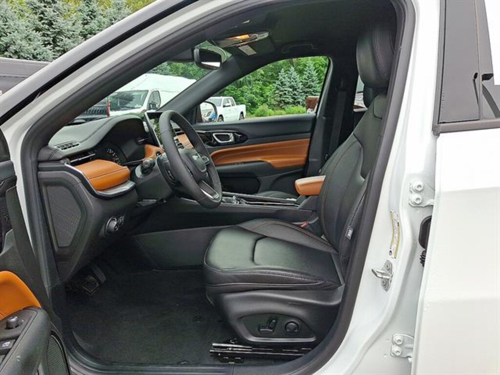 Certified 2024 Jeep Compass Limited SUV