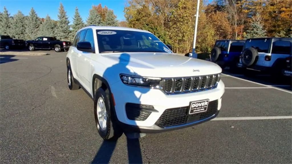 Certified 2024 Jeep Grand Cherokee Laredo SUV