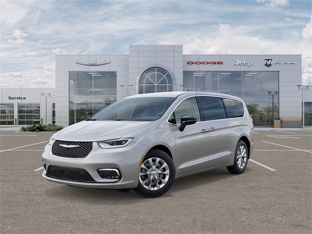 2026 Chrysler Pacifica Select's photo