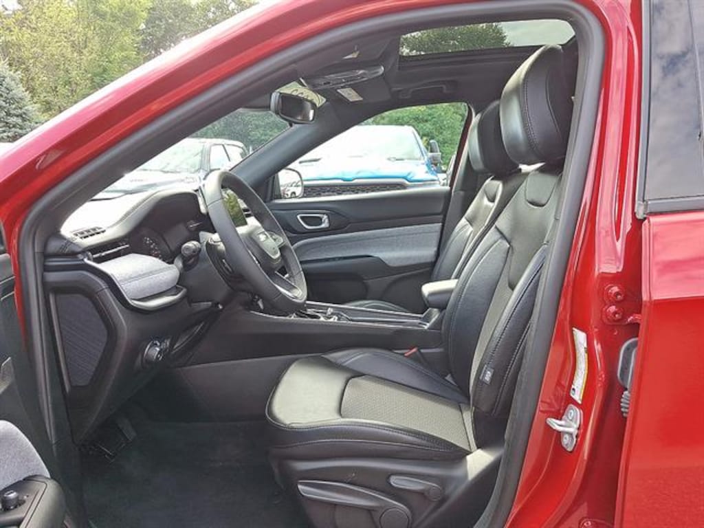 Certified 2023 Jeep Compass Latitude SUV