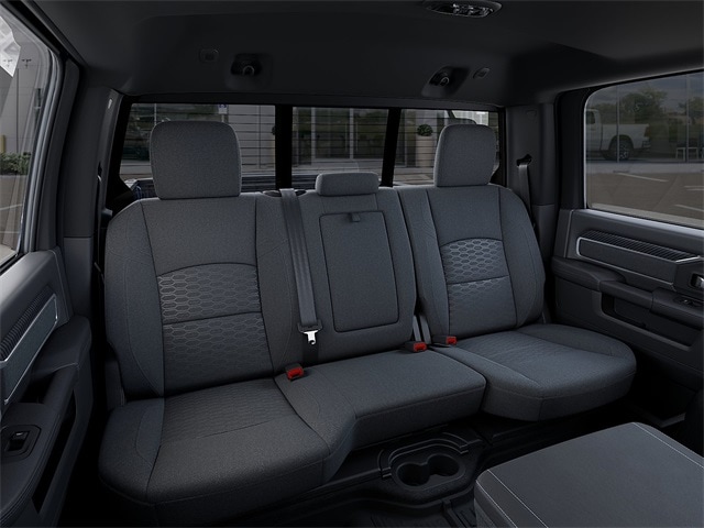 2026 RAM 3500 Big Horn - Photo 15