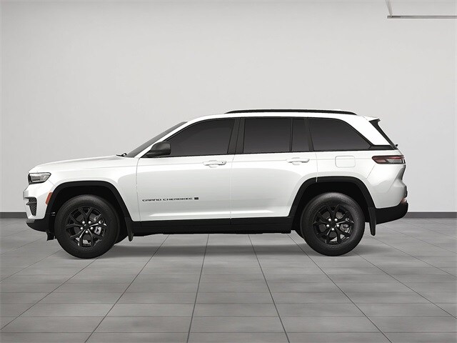 2025 Jeep Grand Cherokee Altitude photo 3