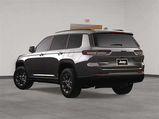 2025 Jeep Grand Cherokee Altitude photo 4