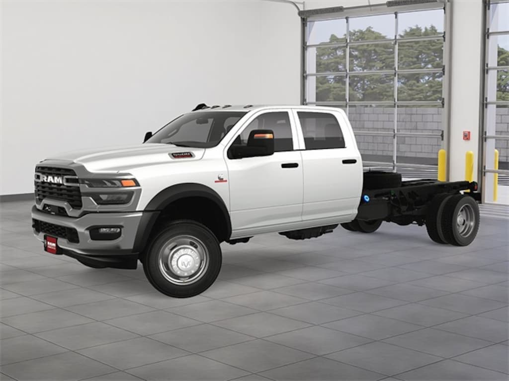 New 2025 Ram 5500 Chassis Cab 5500 TRADESMAN CHASSIS CREW CAB 4X4 84' CA Pickup