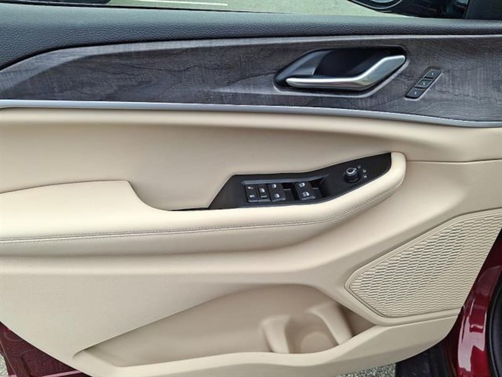 Certified 2025 Jeep Grand Cherokee L Limited SUV
