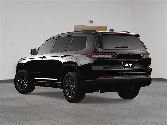 2025 Jeep Grand Cherokee Altitude photo 4