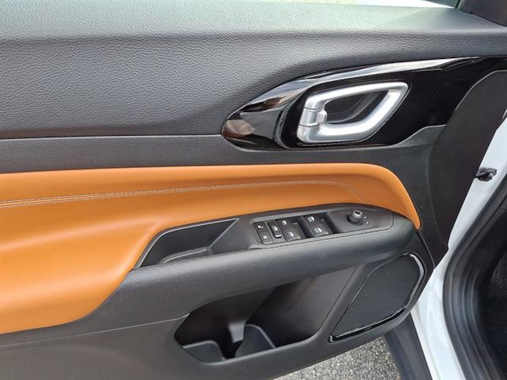 Certified 2025 Jeep Compass Limited SUV