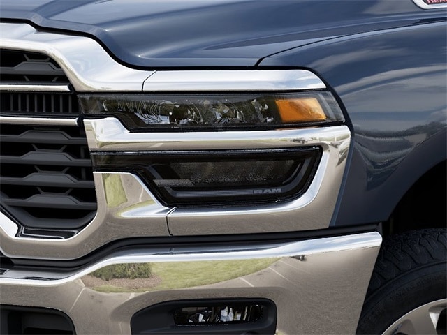 2026 RAM 3500 Big Horn - Photo 10