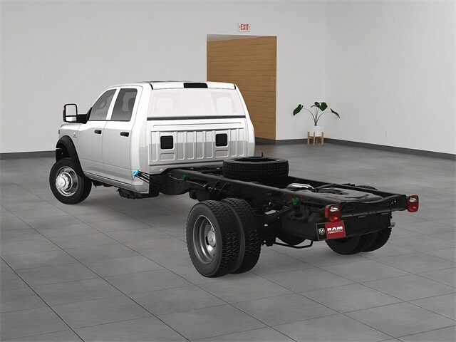 2025 Ram 5500 Tradesman photo 4