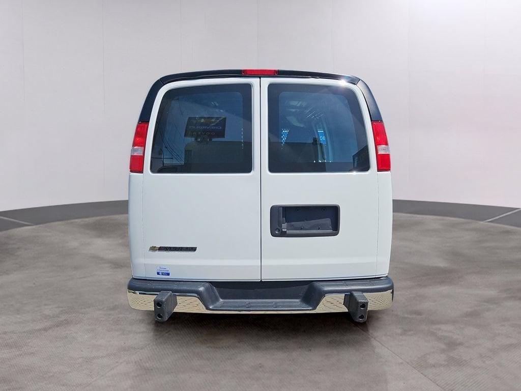 2024 Chevrolet Express Cargo Work Van - Photo 5