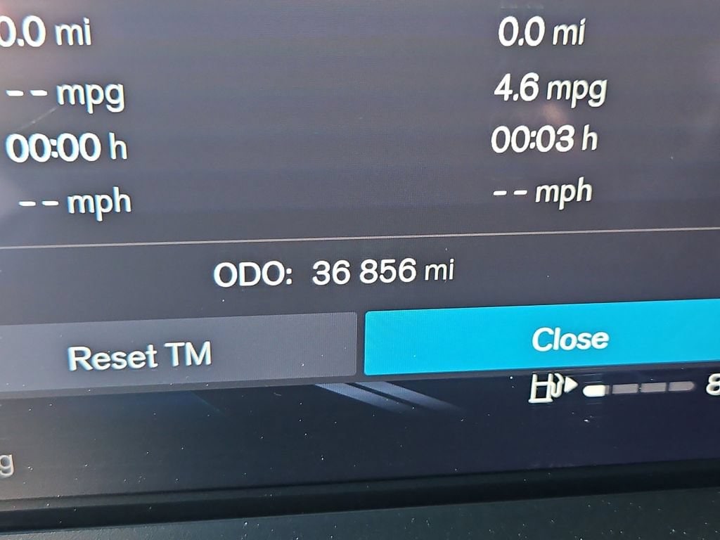 2024 Volvo XC40 Plus - Photo 13