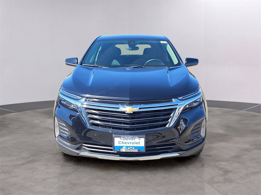 2024 Chevrolet Equinox LT photo 2