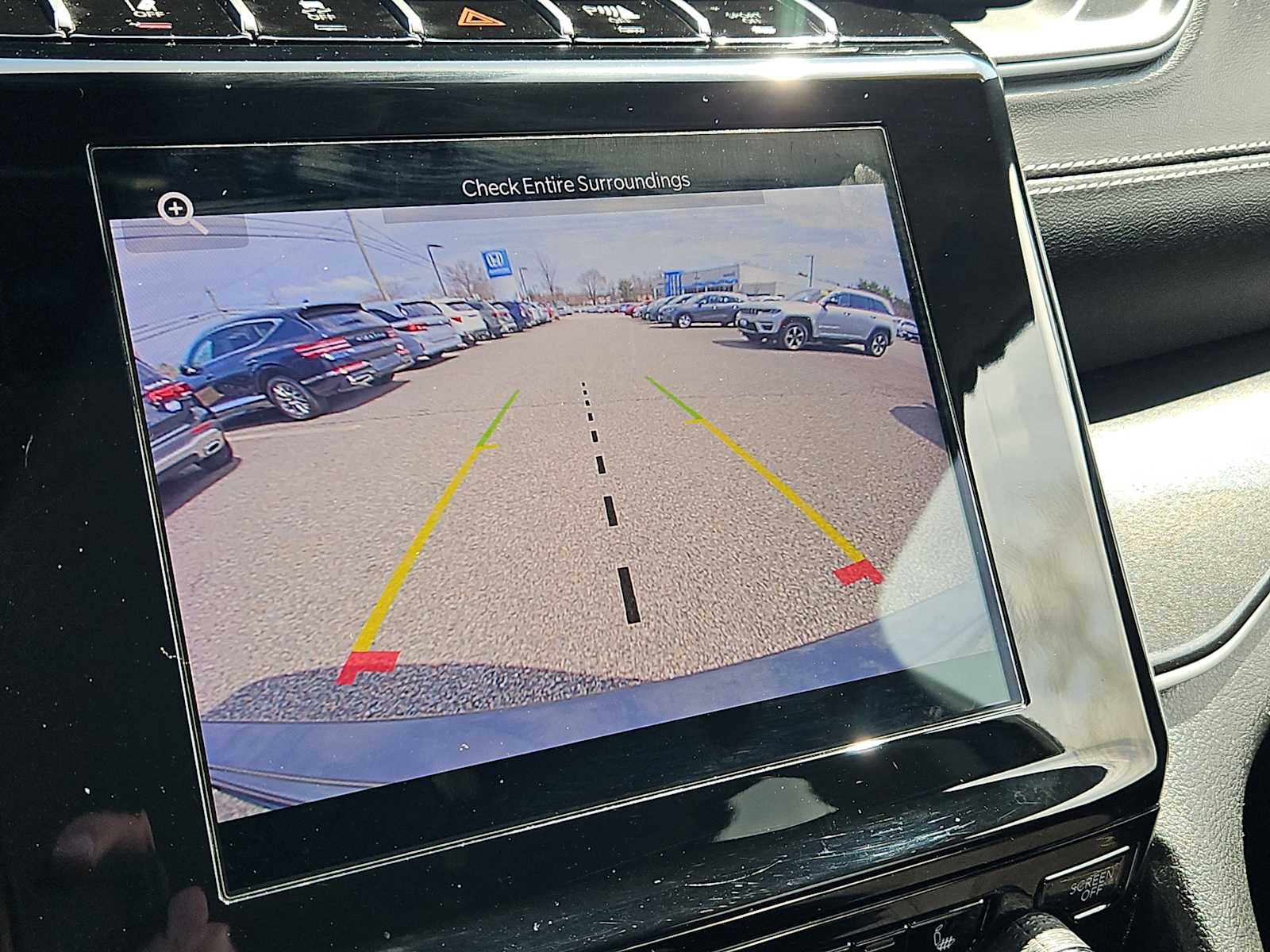 2022 Jeep Grand Cherokee Laredo - Photo 15