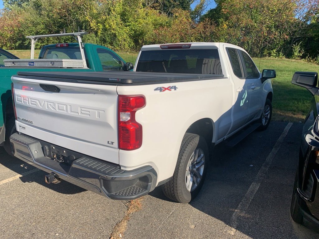 2019 Chevrolet Silverado 1500 LT photo 4