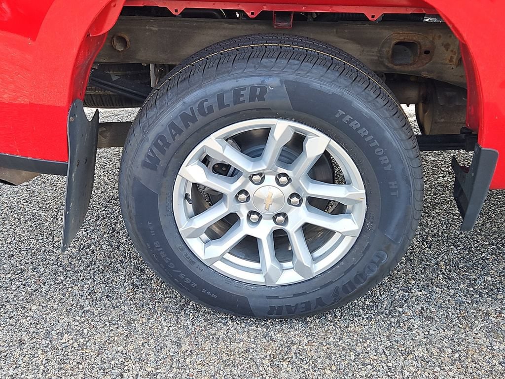 2022 Chevrolet Silverado 1500 LT - Photo 9